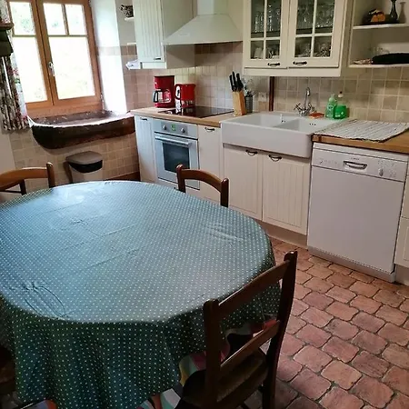 בית נופש Maison Charmante Dans Le Village De Avec Jardin Taintrux