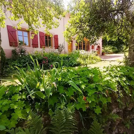 Maison Charmante Dans Le Village De Avec Jardin * Taintrux