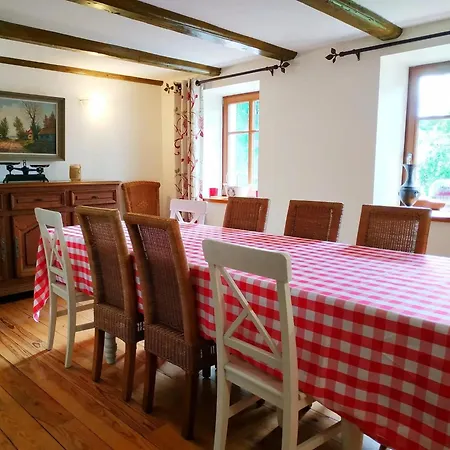 Maison Charmante Dans Le Village De Avec Jardin בית נופש *